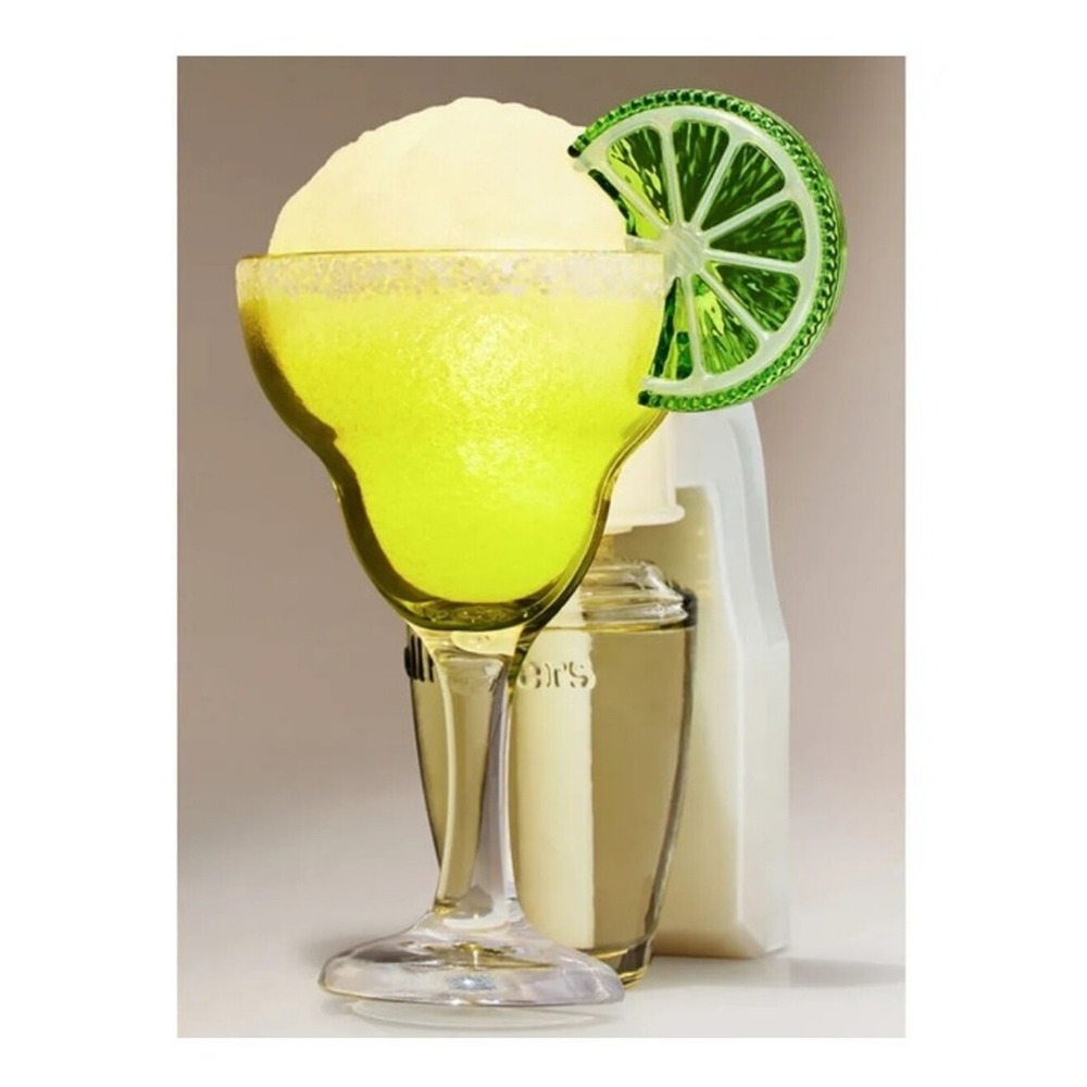 Bath & Body Works Margarita Lime Wallflower Plugin Nightlight Summer